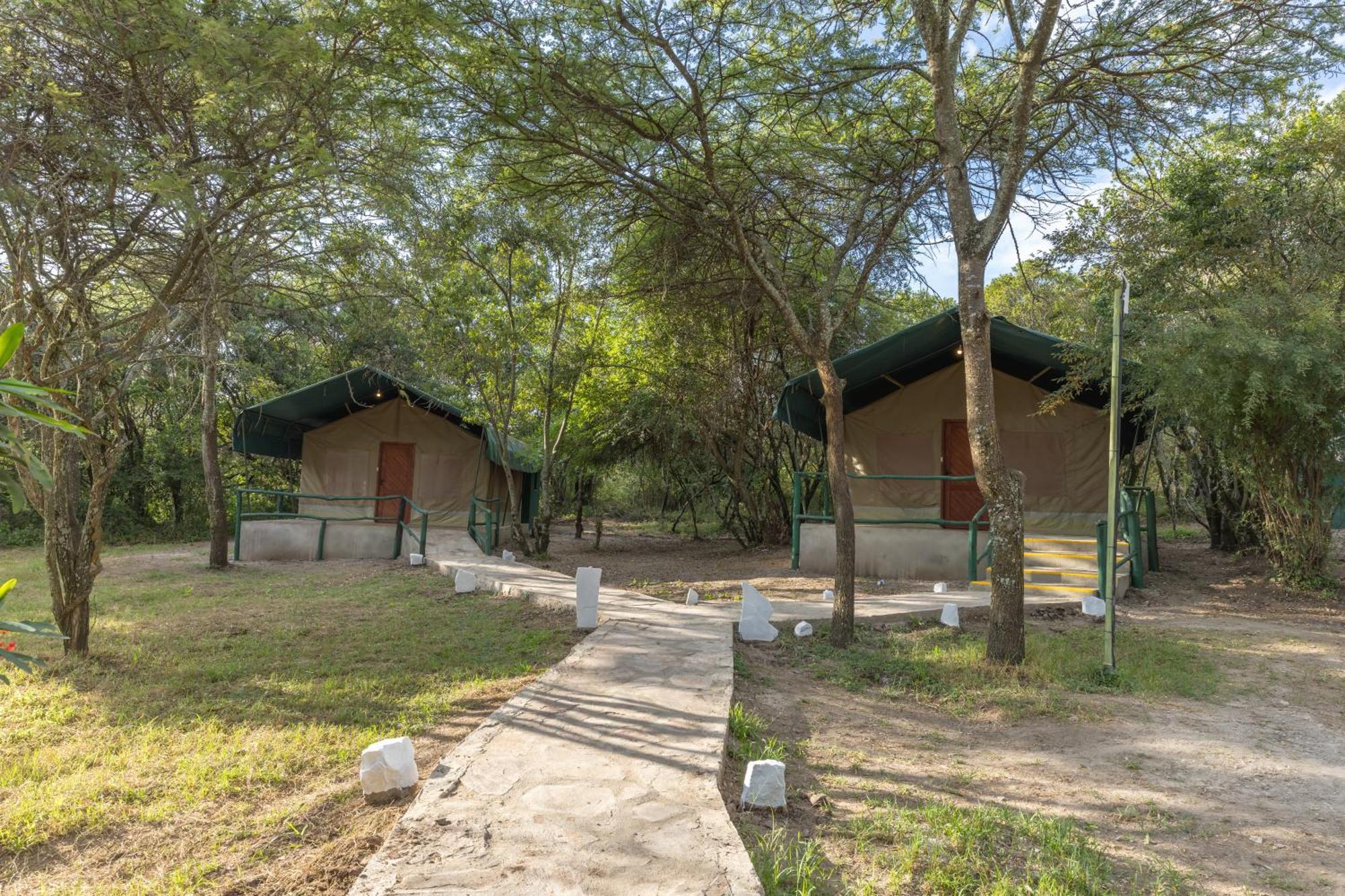 森特利姆马拉山林小屋 Ololaimutiek 外观 照片